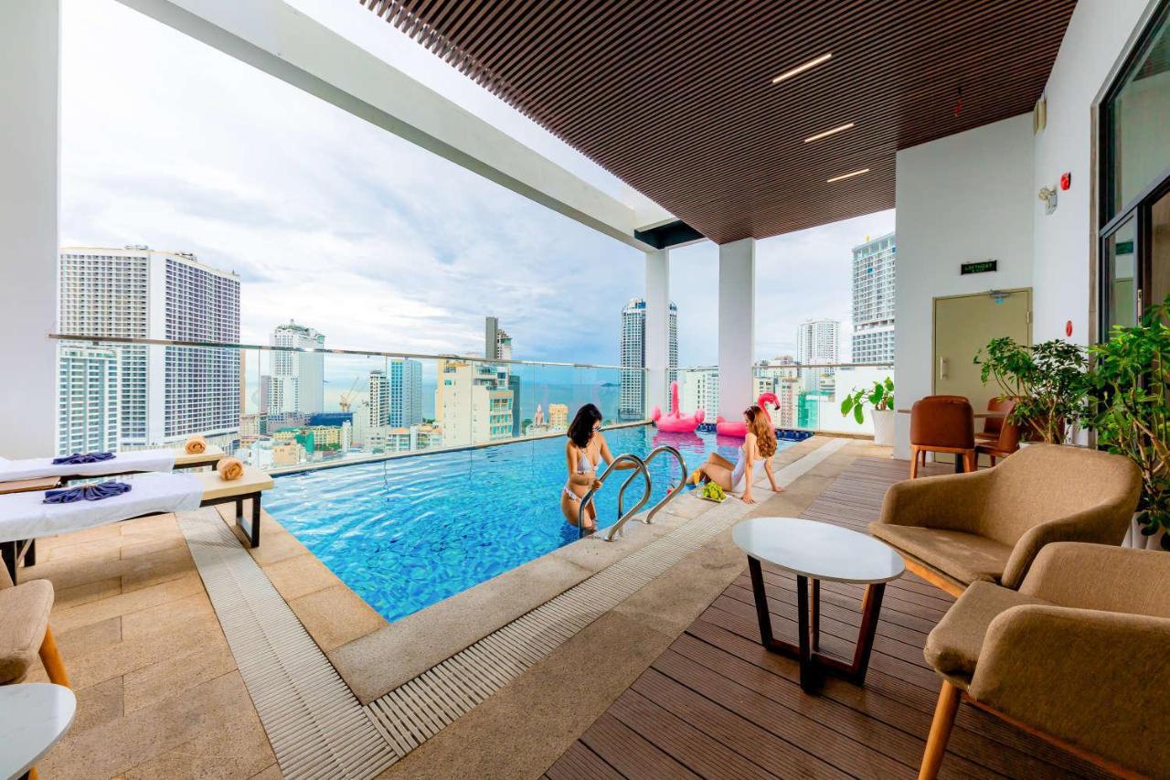 DS Merlot Hotel Nha Trang Bagian luar foto