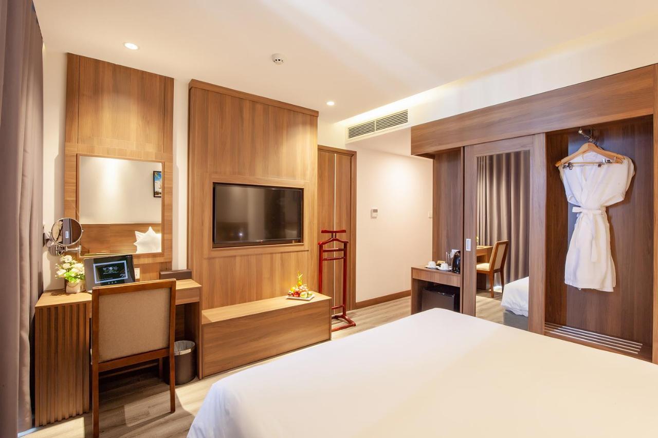 DS Merlot Hotel Nha Trang Bagian luar foto